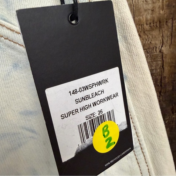 Re/Done Super High Rise Cargos Wide Leg Tie Dye Jeans Cream Blue denim NWT 26 - Picture 13 of 13